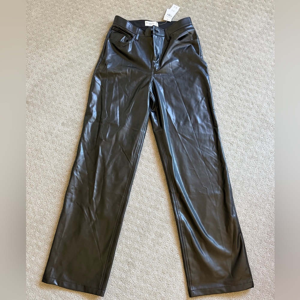 Abercrombie & Fitch Vegan Leather High-Rise Loose Pants - 28 LONG - NEW WITH TAG